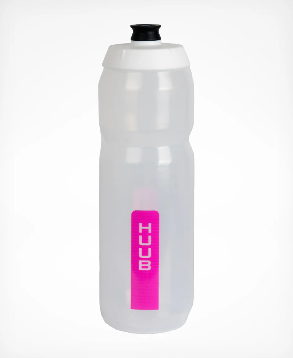 Pink HUUB 750ml sports water bottle with a screw-top lid, designed for hydration during sports and outdoor activities.