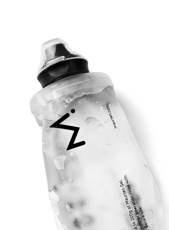 Maurten Gelflask 150 ml sports hydration bottle with ergonomic design and secure cap for easy on-the-go use